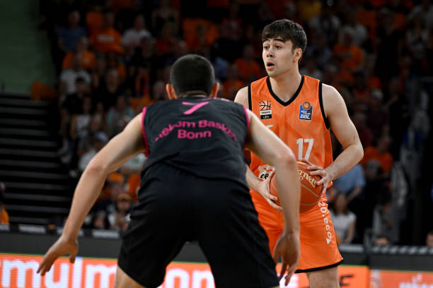 更存在于体 更存在于体