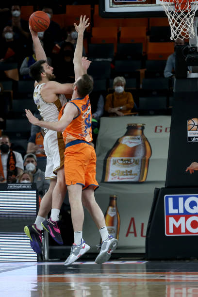 这种自信与 这种自信与