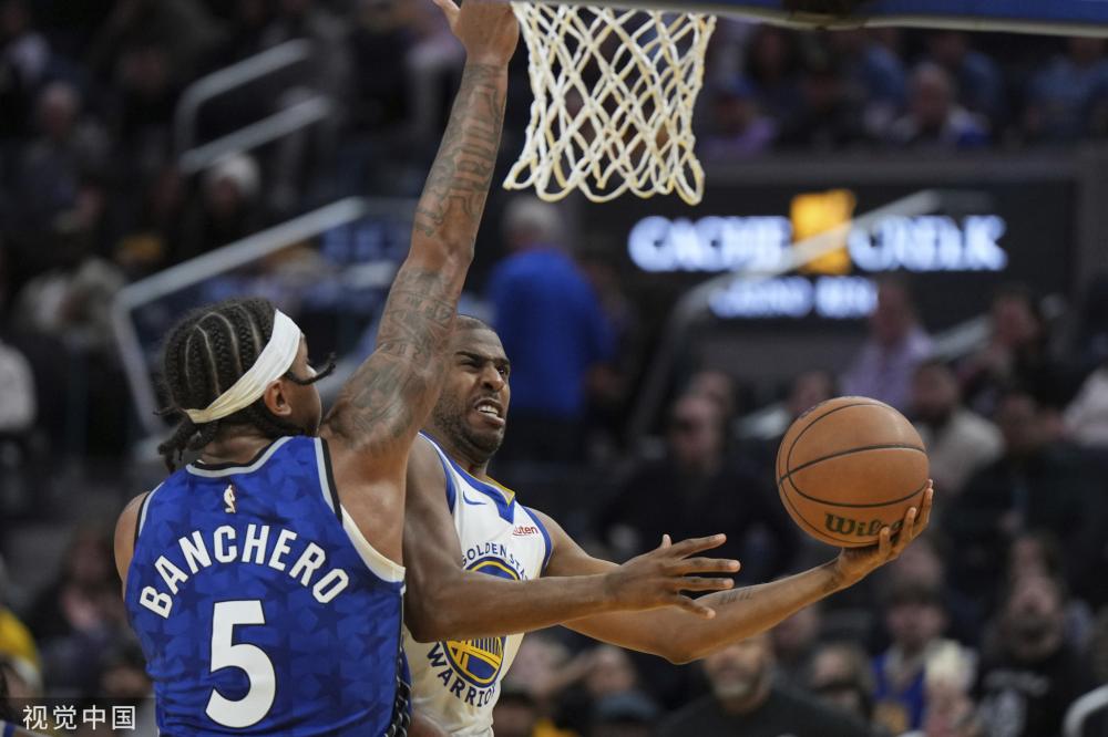 受害小哥笑 受害小哥笑