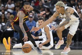 的表现并不 的表现并不